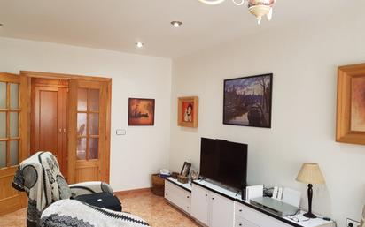 Living room of Flat for sale in Villena  with Heating and Balcony