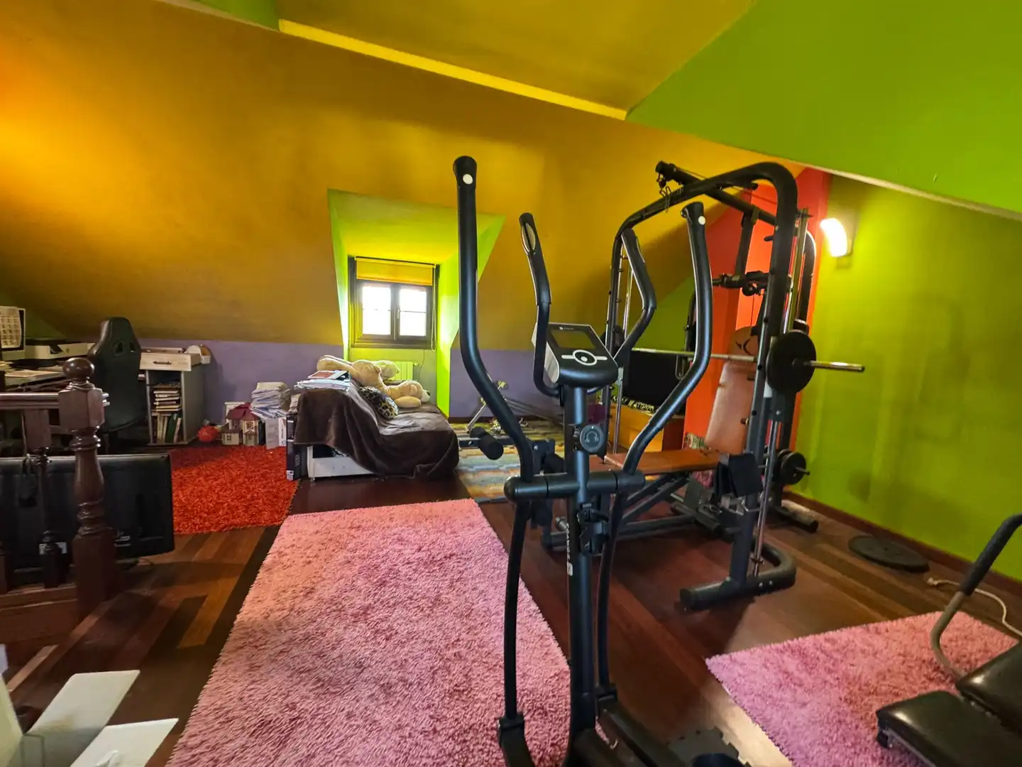 Schlafzimmer von Einfamilien-Reihenhaus zum Verkauf in Polanco mit Heizung, Privatgarten und Terrasse