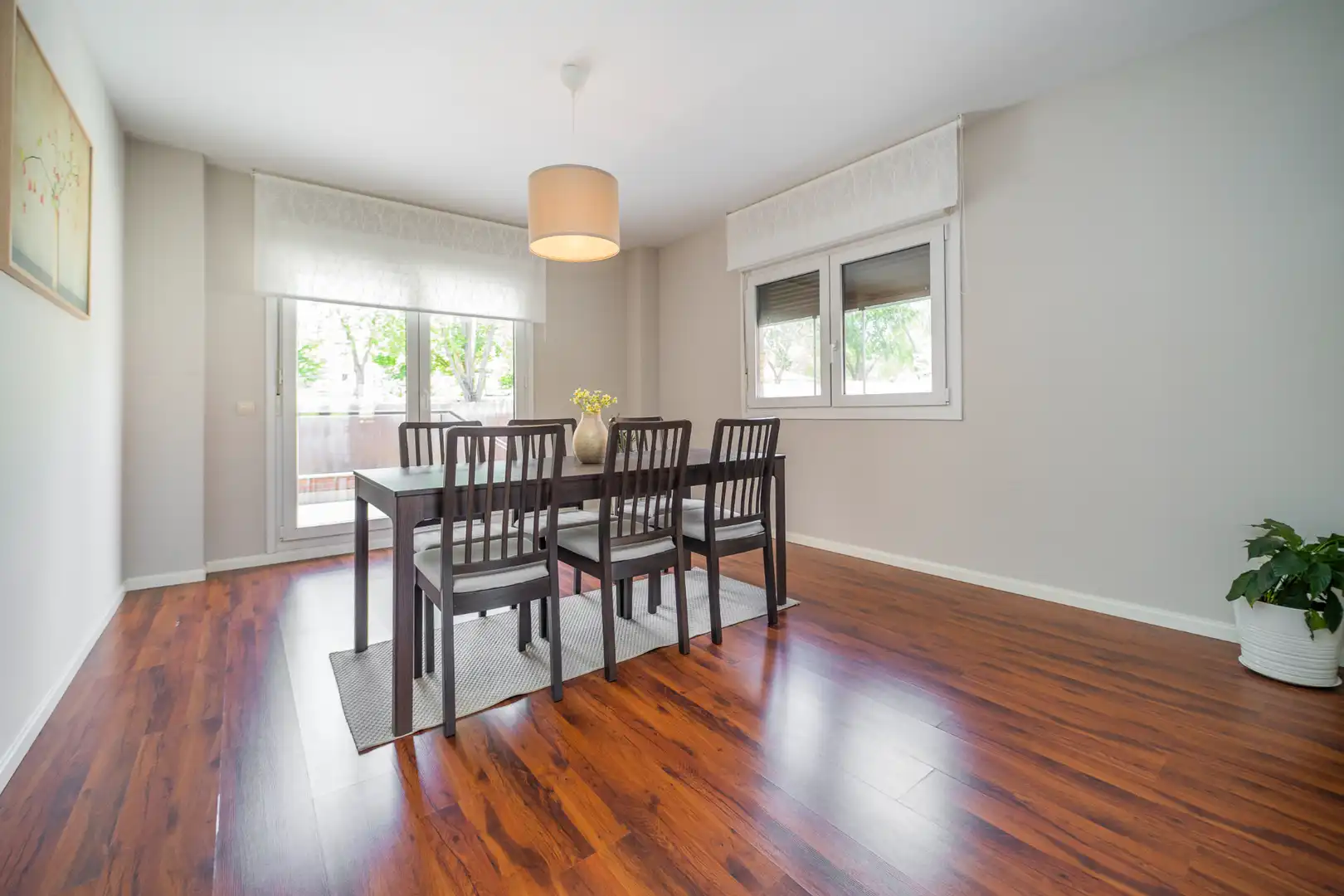 Comedor de Casa adosada en venta en Las Rozas de Madrid con Aire acondicionado, Calefacción y Jardín privado