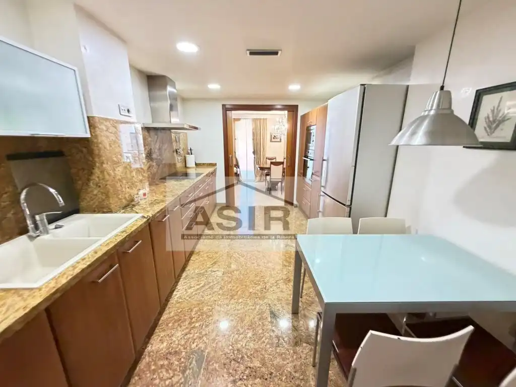 Cocina de Piso de alquiler en Carcaixent con Aire acondicionado, Calefacción y Balcón