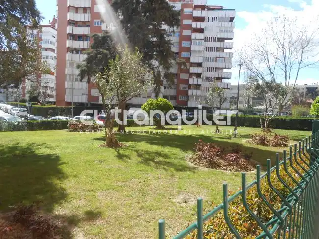 Aparcament de Pis de lloguer en Móstoles amb Parquet, Terrassa i Rentadora