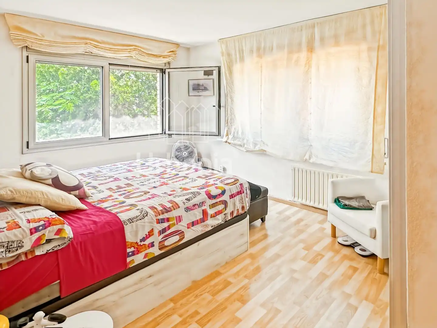 Schlafzimmer von Haus oder Chalet zum Verkauf in L'Ametlla del Vallès mit Heizung und Schwimmbad