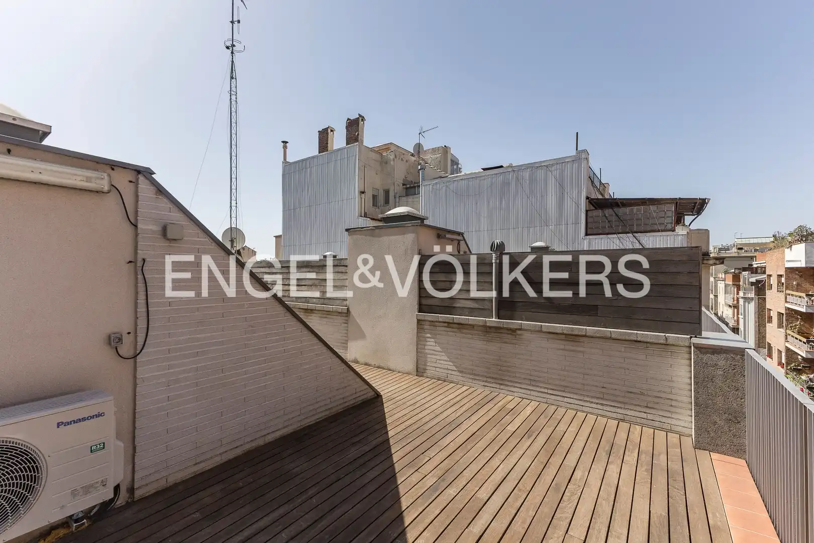 Terraza de Dúplex en venta en Barcelona con Aire acondicionado, Calefacción y Jardín privado