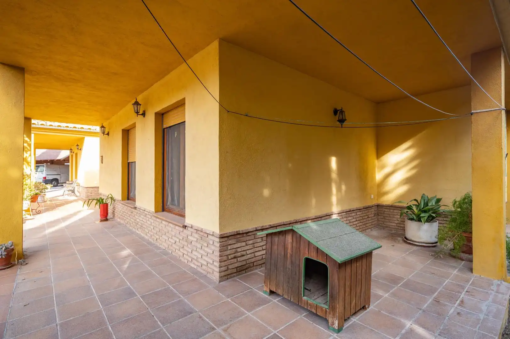 Außenansicht von Haus oder Chalet zum Verkauf in Alhendín mit Heizung, Privatgarten und Terrasse