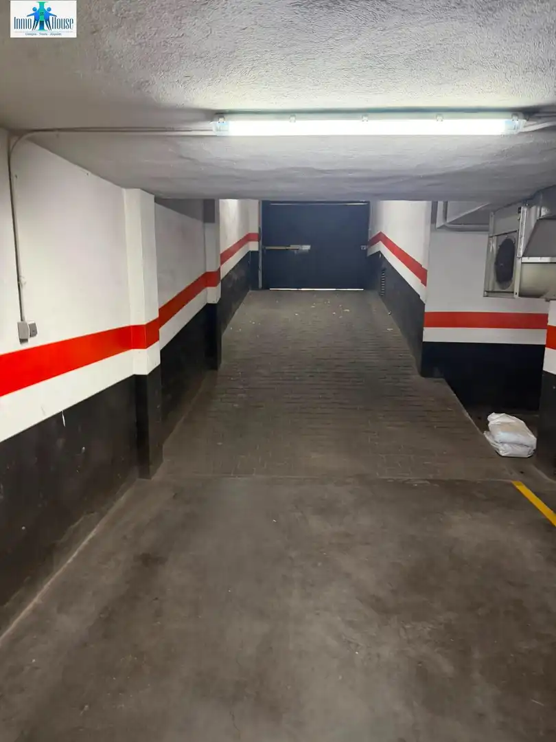 Parking de Ático en venta en Albacete con Aire acondicionado, Calefacción y Terraza