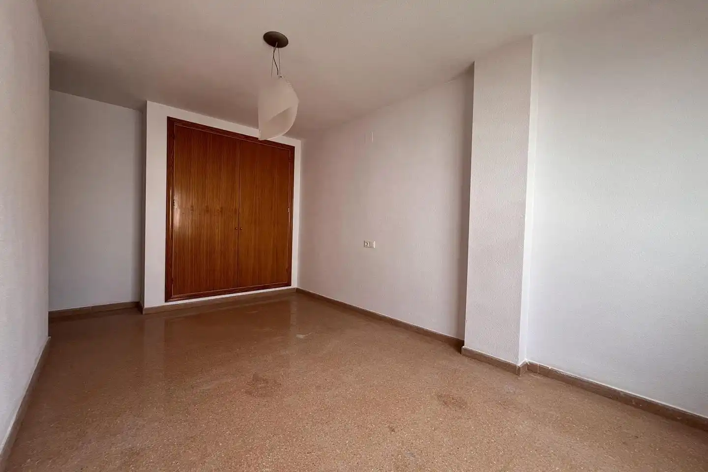 Habitación de Apartamento en venta en Villajoyosa / La Vila Joiosa con Terraza y Alarma