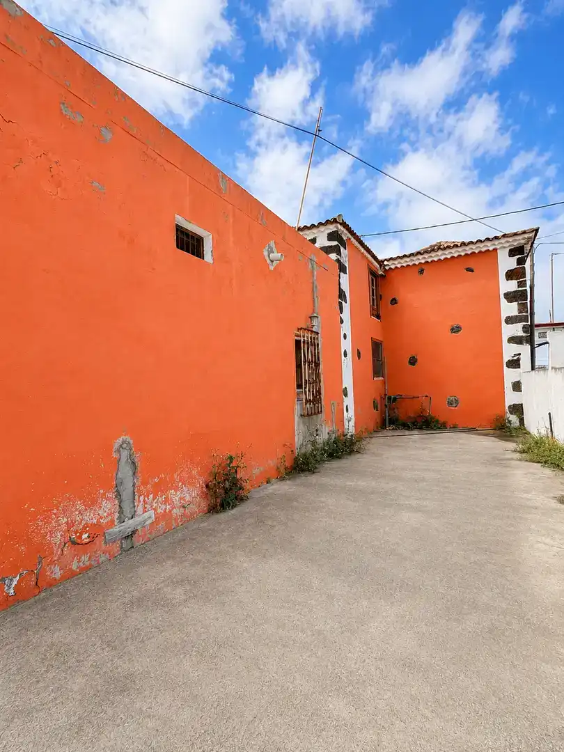 Vista exterior de Casa o xalet en venda en La Matanza de Acentejo amb Balcó