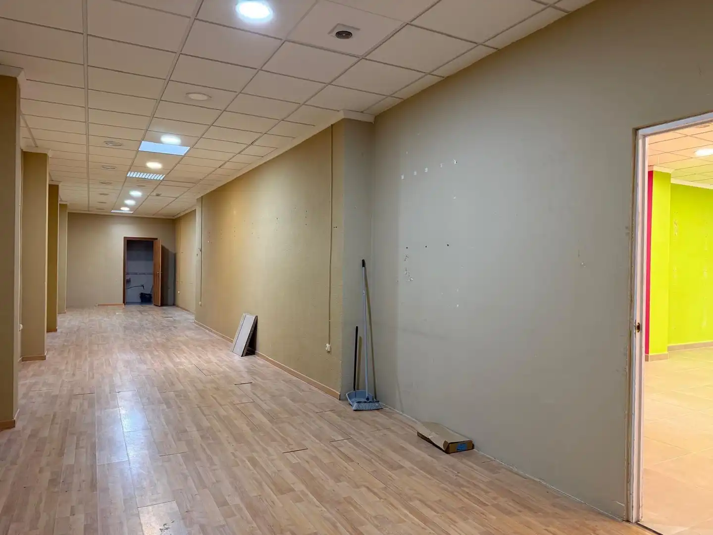 Commercial properties for rent in Buñol