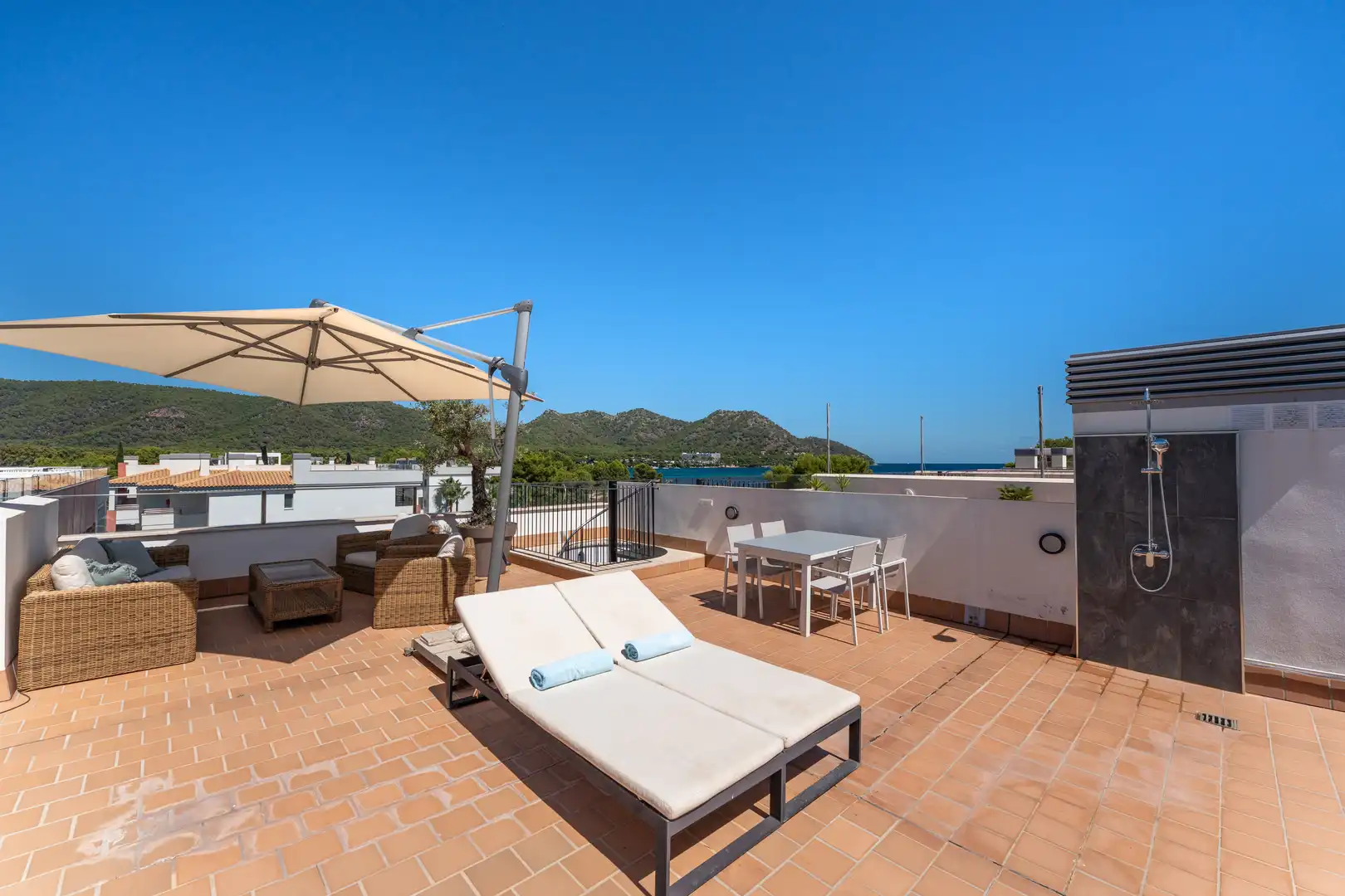 Terrasse von Dachboden zum Verkauf in Son Servera mit Klimaanlage, Heizung und Abstellraum