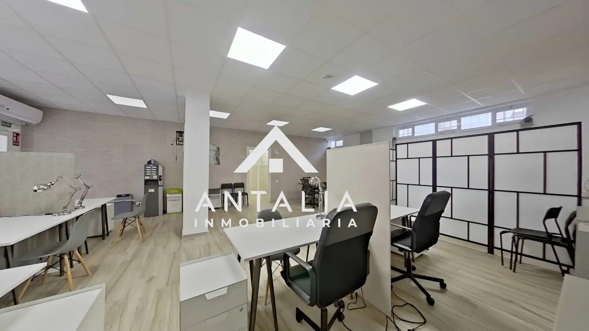 Oficina de alquiler en Nuevo Cáceres
