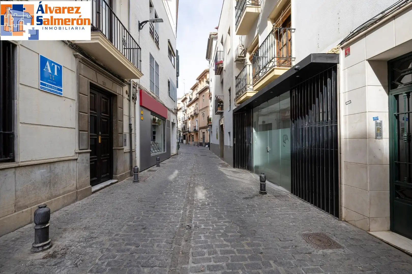 Vista exterior de Pis en venda en Granada