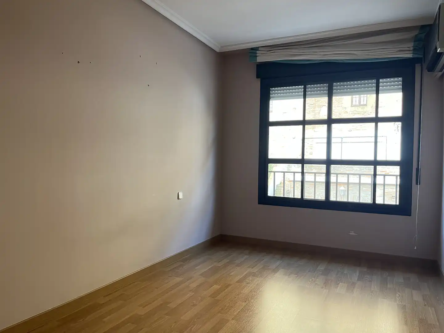 Houses for sale in Calle Coria, Centro Ciudad