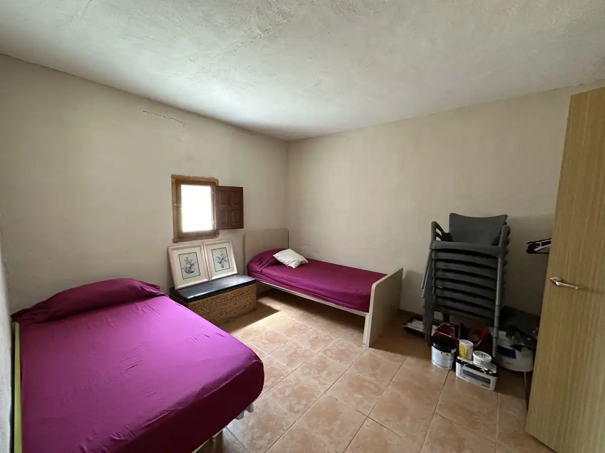 Bedroom of Houses for sale in Algar de Palància  with Terrace and Storage room