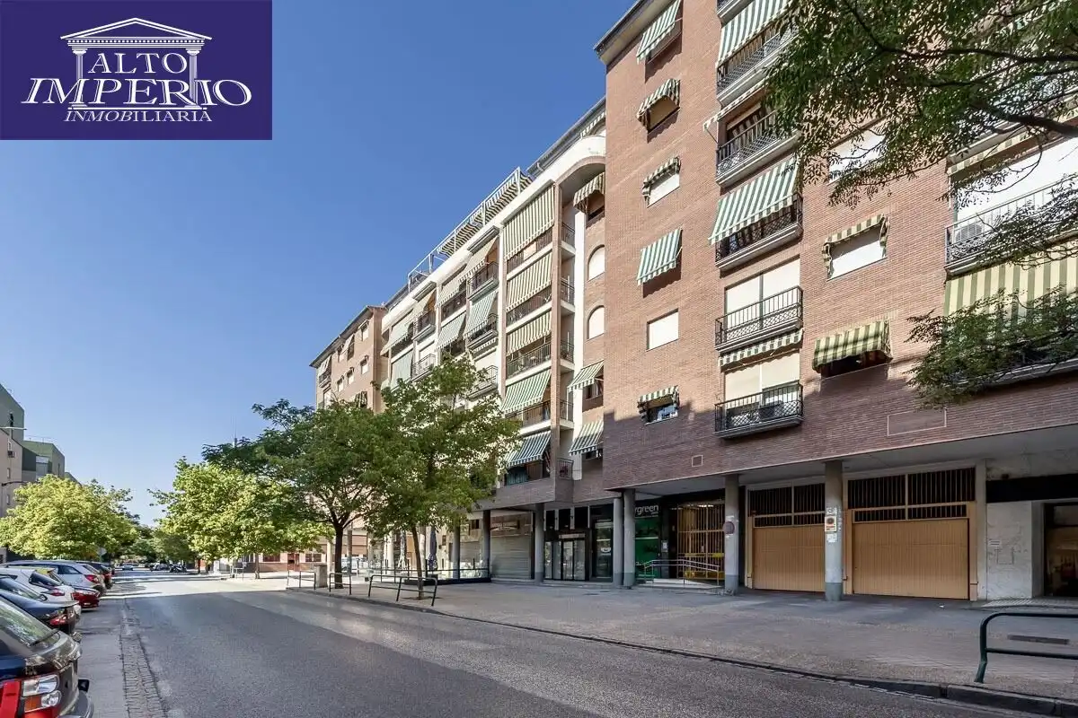 Exterior view of Flat for sale in Granada  with Air Conditioner and Terrace
