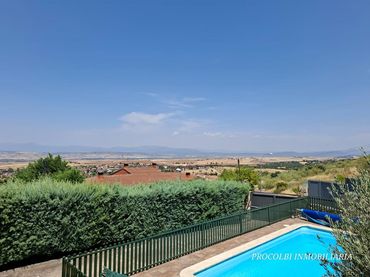 Casa amb balcó en venda a Castellón