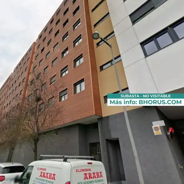 Pis amb ascensor en venda a VICTORIA KENT 7