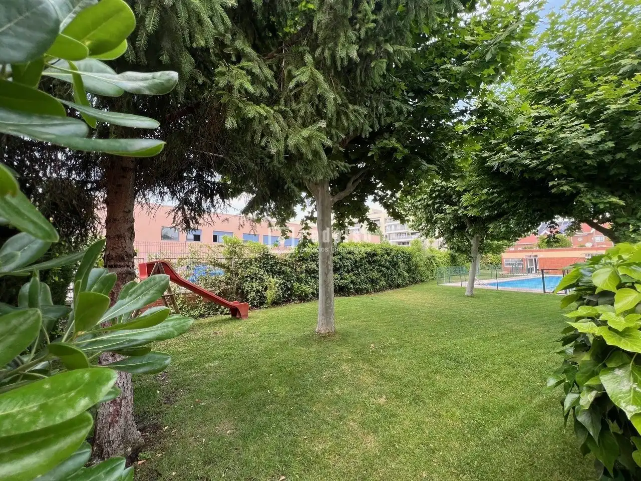 Houses for sale in Ensanche
