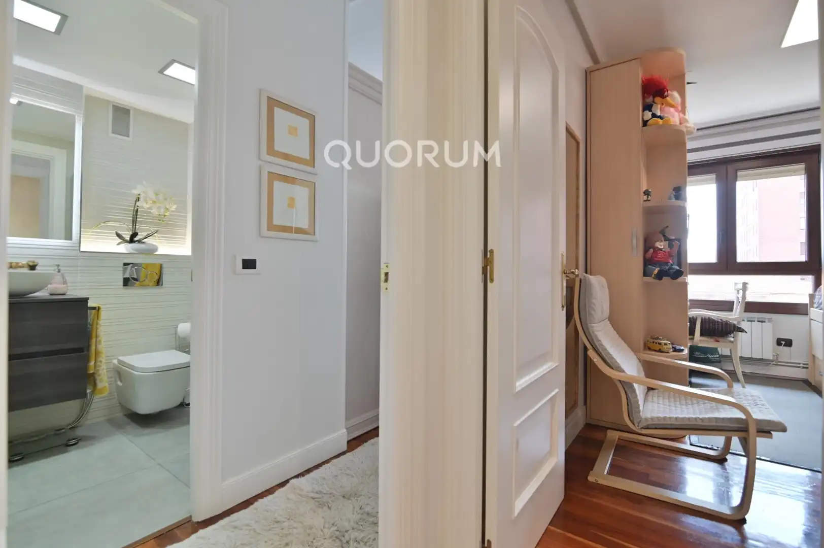 Habitación de Piso en venta en Bilbao  con Calefacción, Terraza y Amueblado