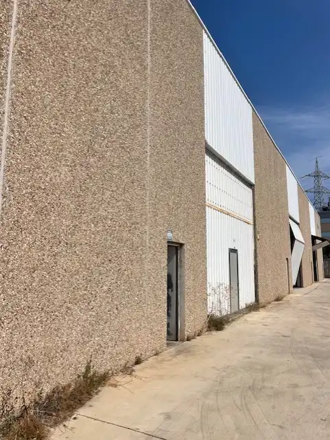 Industrial building for sale in Carrer de la Plata, imagen 2