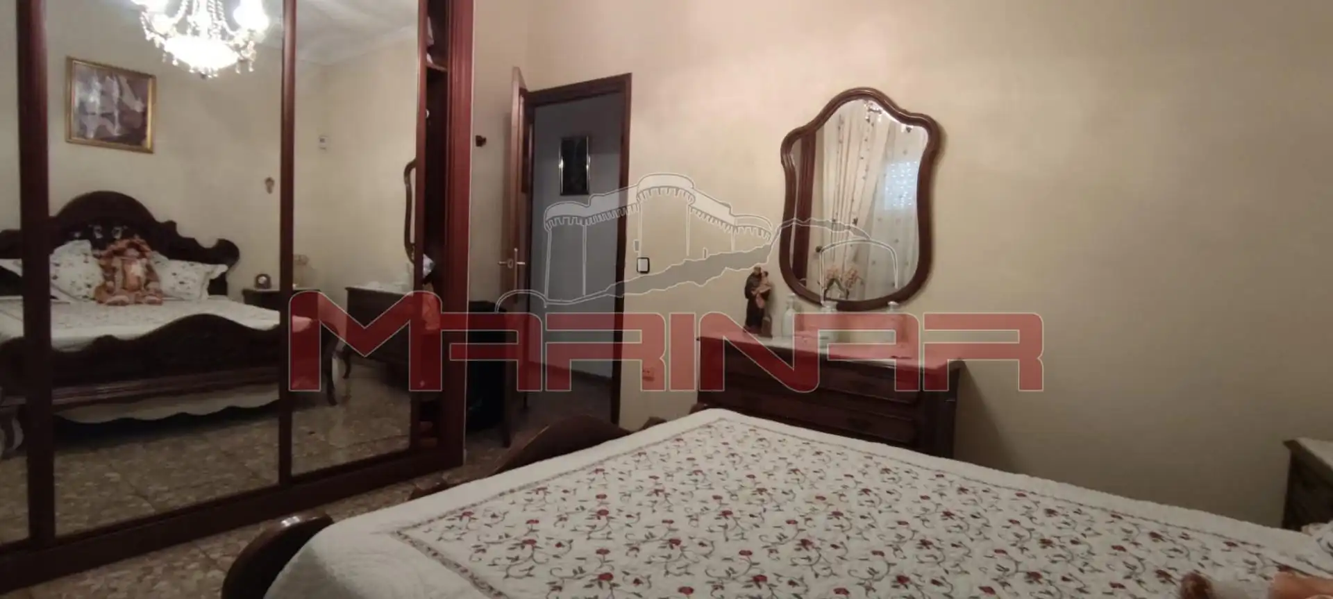 Habitación de Edificio en venta en Yeles