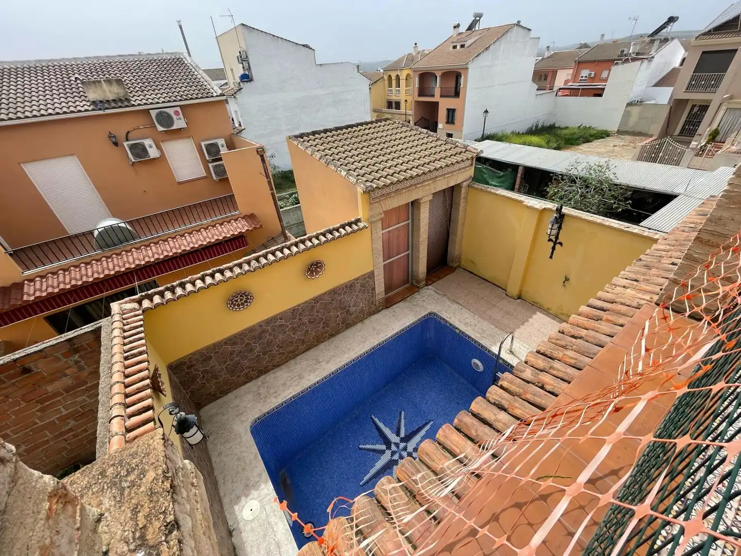 Houses for sale in Lopera
