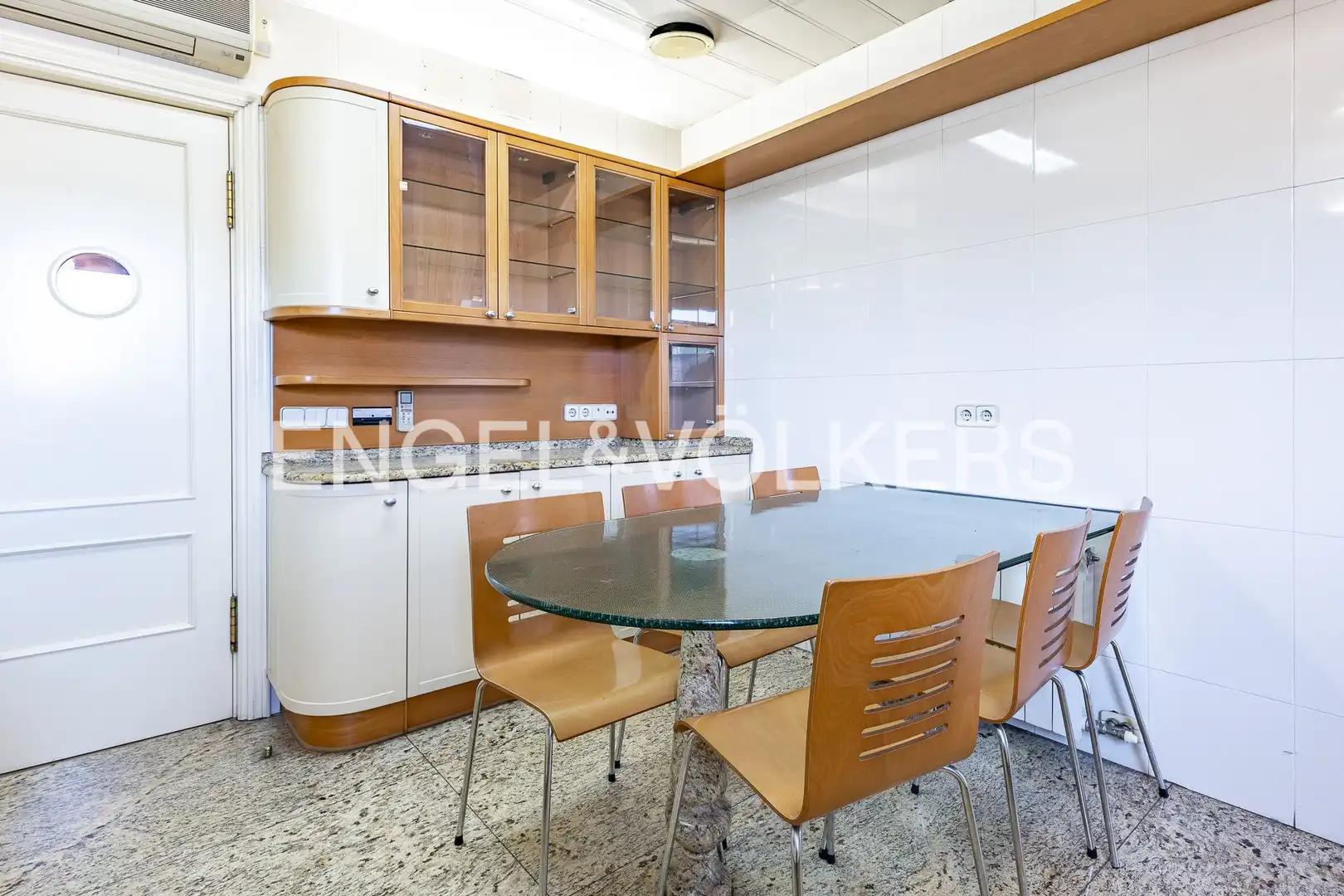 Cocina de Piso en venta en Barcelona con Aire acondicionado, Calefacción y Terraza