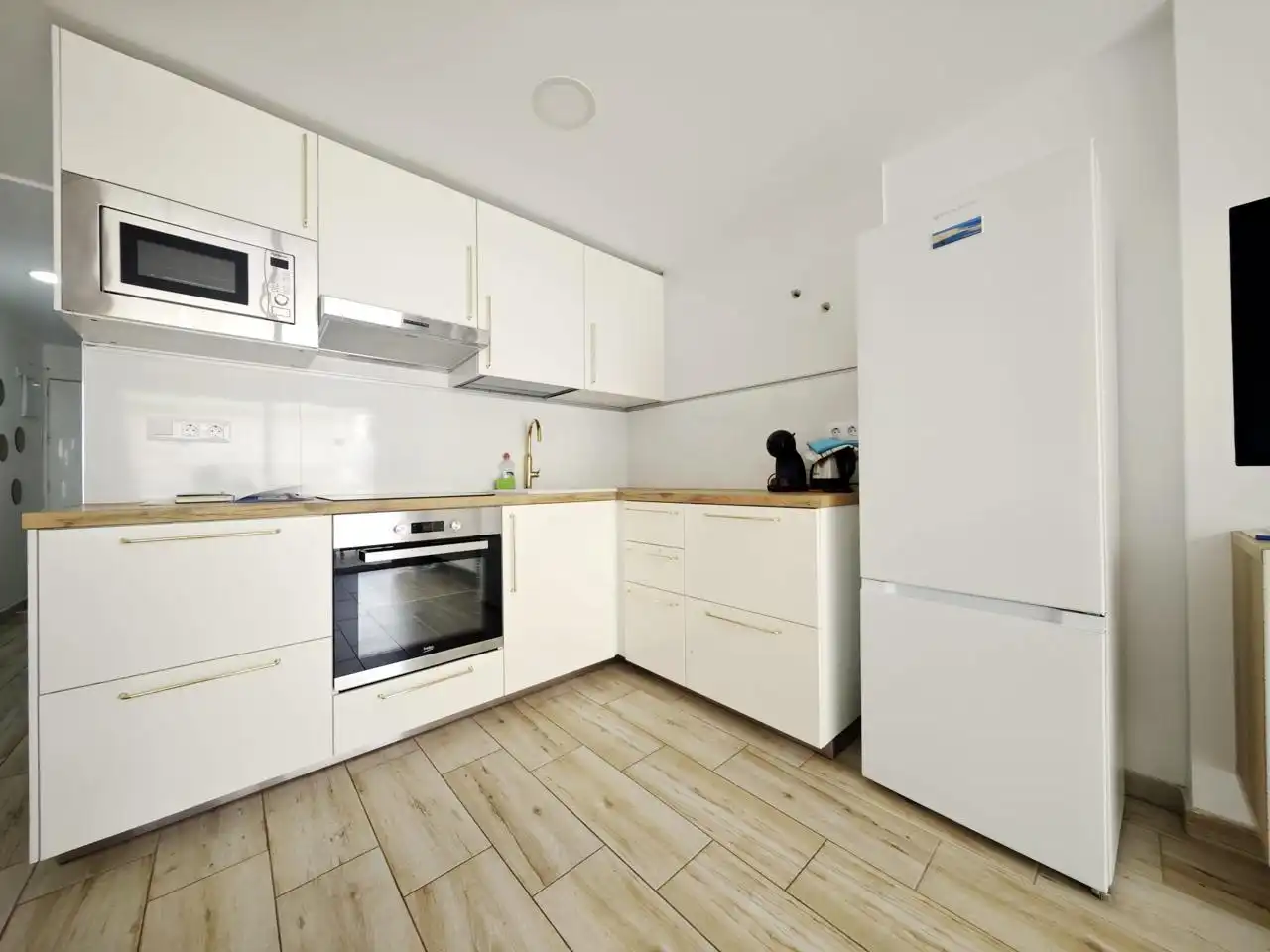 Kitchen of Flat for sale in San Bartolomé de Tirajana  with Air Conditioner, Terrace and Furnished