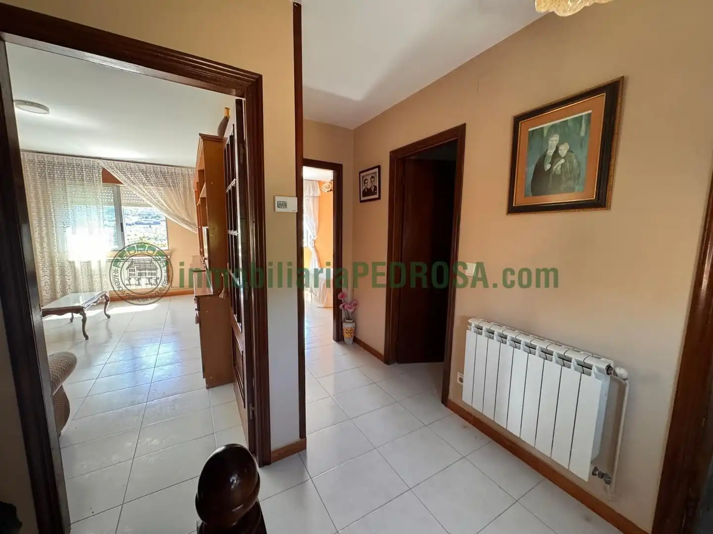 Country house zum Verkauf in Pontevedra Capital  mit Heizung, Privatgarten und Möbliert