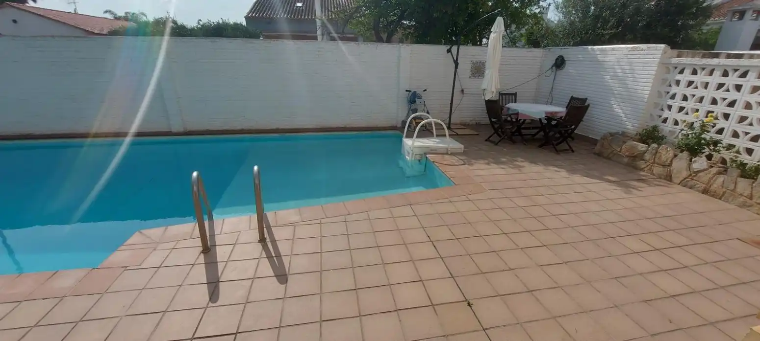 Casa con terraza en alquiler en Corinto - Almarda, imagen 34