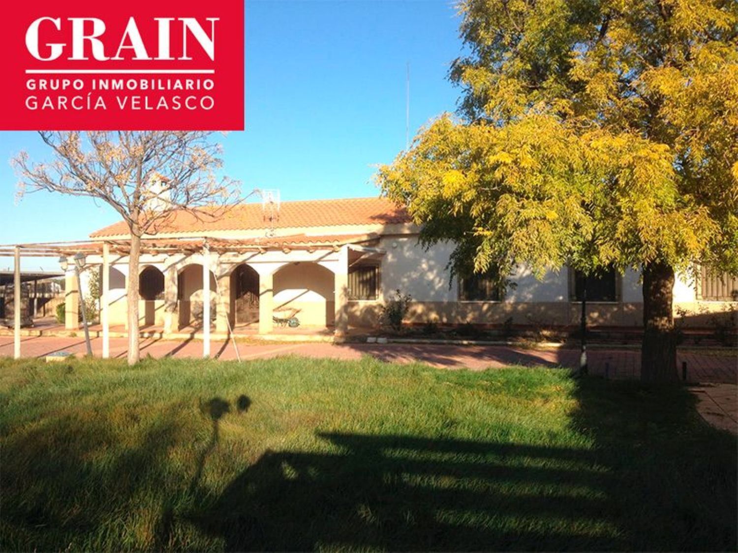 Exterior view of House or chalet for sale in  Albacete Capital  with Air Conditioner, Private garden and Storage room