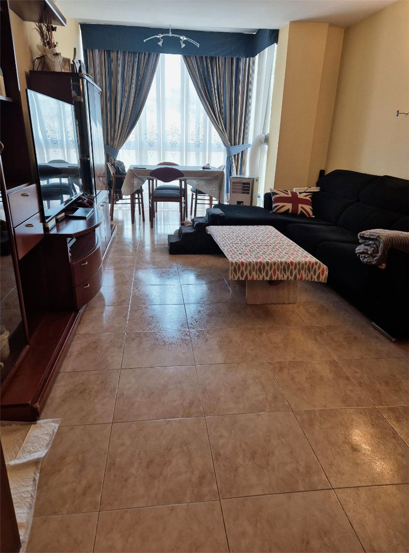 Living room of Flat for sale in Terrassa  with Storage room