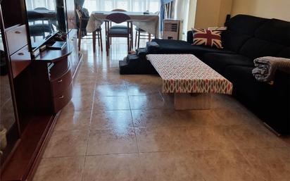 Sala d'estar de Pis en venda en Terrassa amb Traster