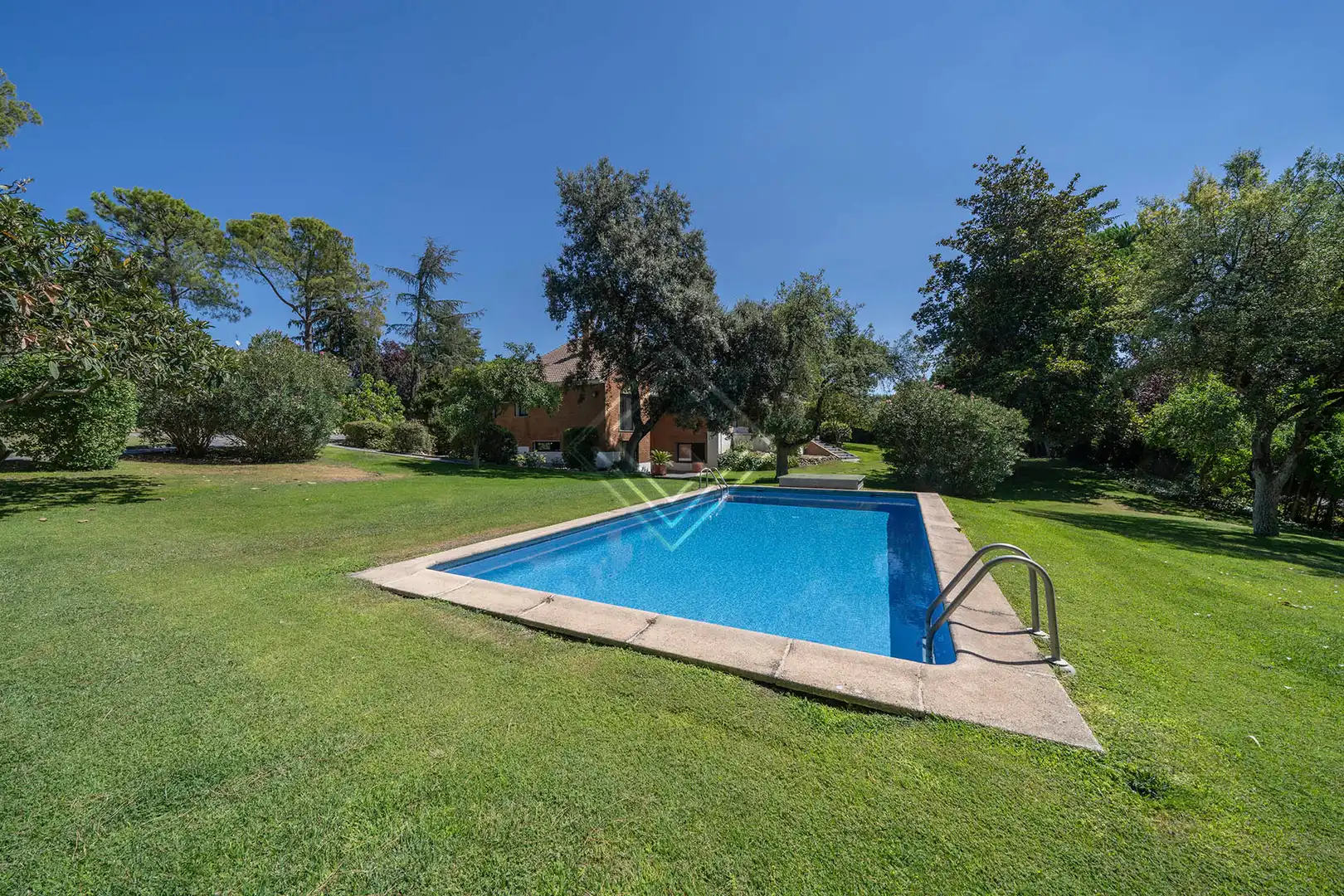 Xalet amb piscina de lloguer a Urbanización La Moraleja