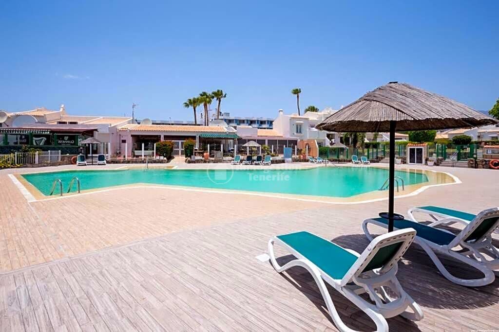 Piscina de Planta baixa en venda en San Miguel de Abona amb Jardí privat, Terrassa i Moblat