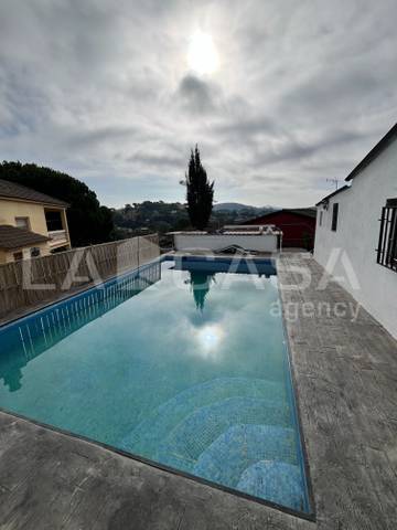 Casa-chalet en Venta en Residencial Park