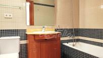 Bathroom of Flat for sale in Mataró  with Heating and Terrace