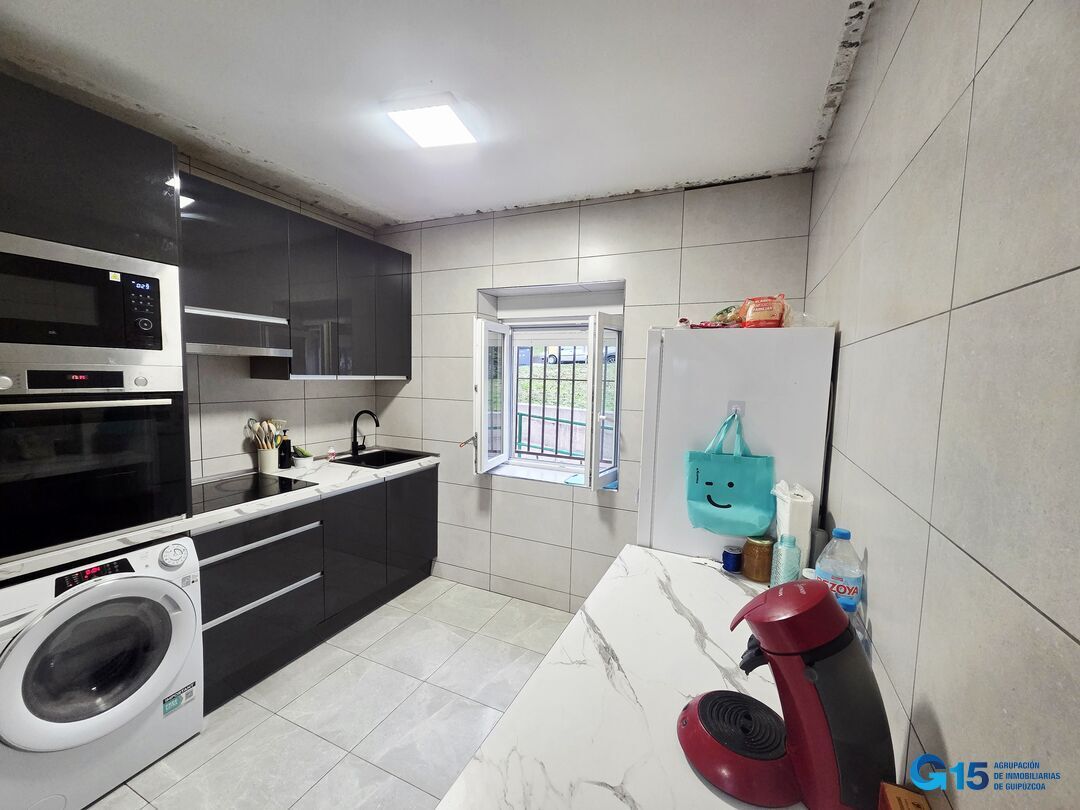 Küche von Wohnung zum Verkauf in Errenteria