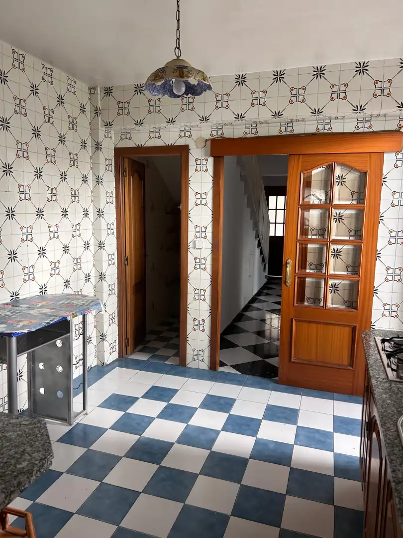 Casa adosada en venta en Lucena con Terraza, Trastero y Balcón