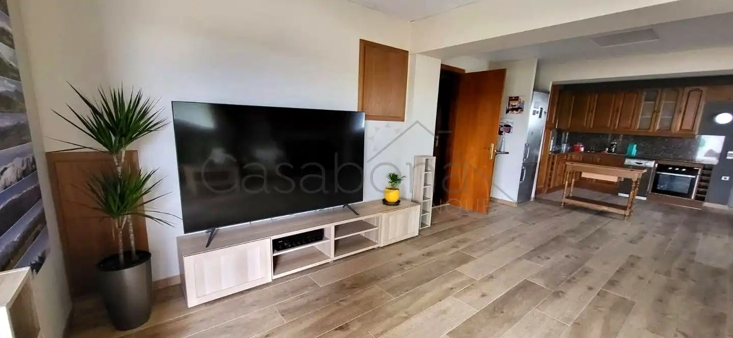 Sala de estar de Casa o chalet en venta en Olost con Jardín privado, Terraza y Piscina