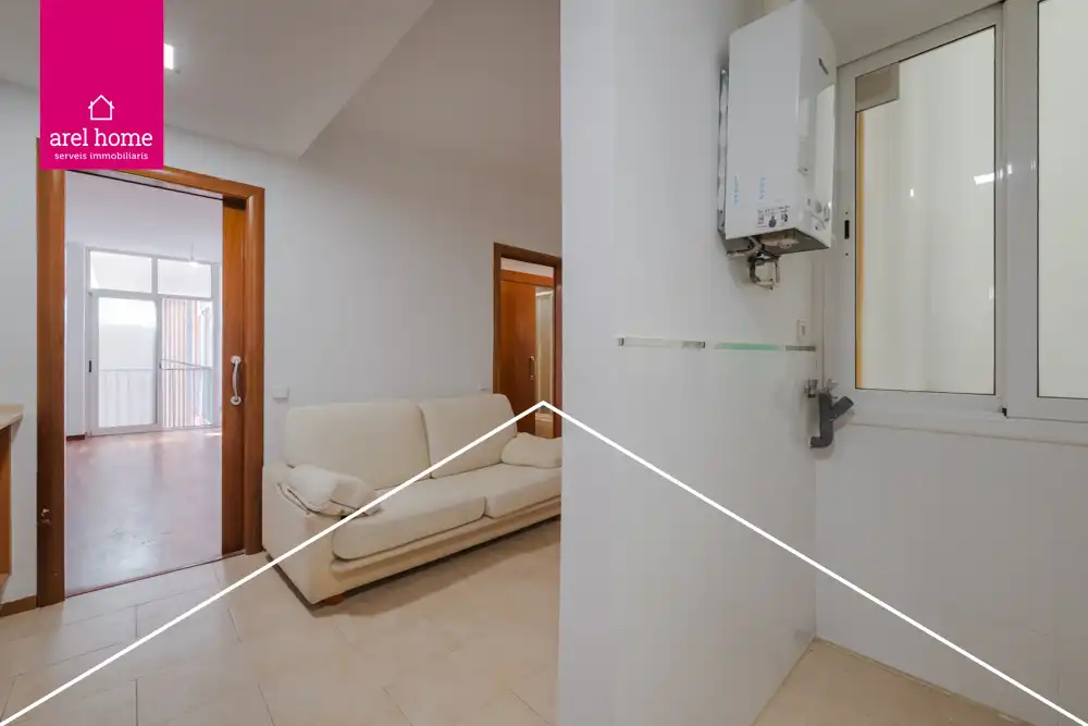 Piso en venta en Esplugues de Llobregat con Calefacción, Parquet y Balcón