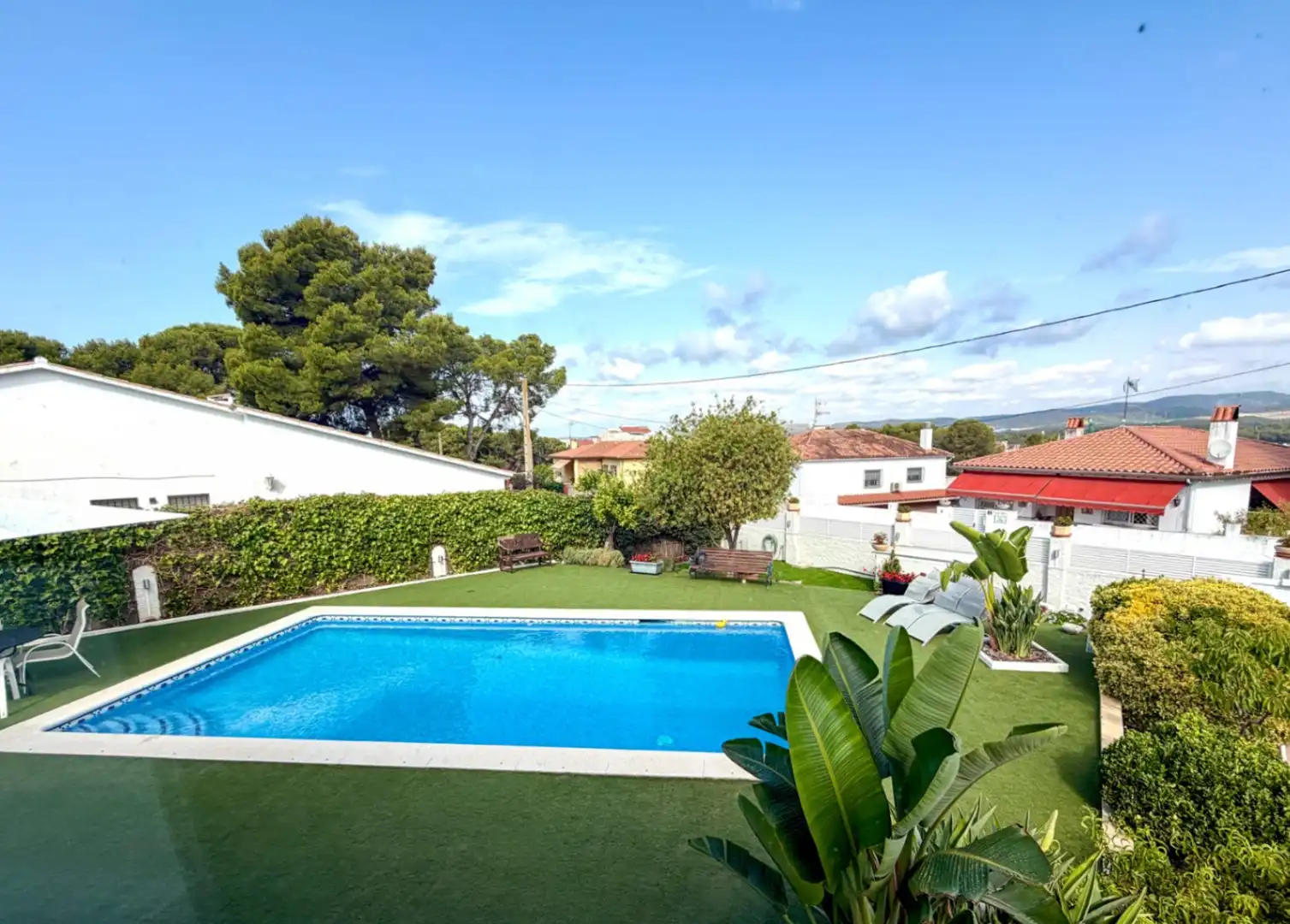 Piscina de Casa o chalet de alquiler en Sant Pere de Ribes con Aire acondicionado, Calefacción y Jardín privado