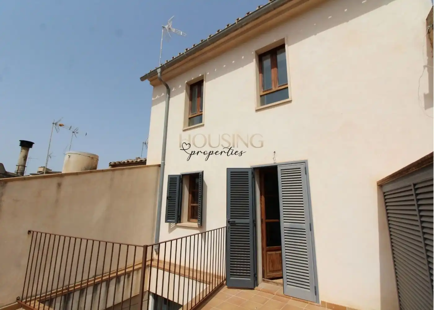 Vista exterior de Casa adosada en venta en Llucmajor con Aire acondicionado, Jardín privado y Terraza