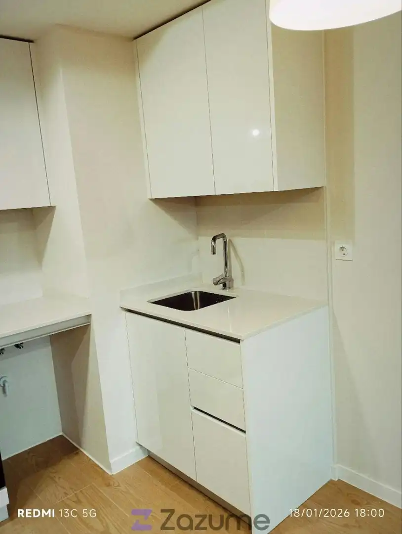 Kitchen of Flat for rent in Valencia  with Air Conditioner, Private garden and Terrace