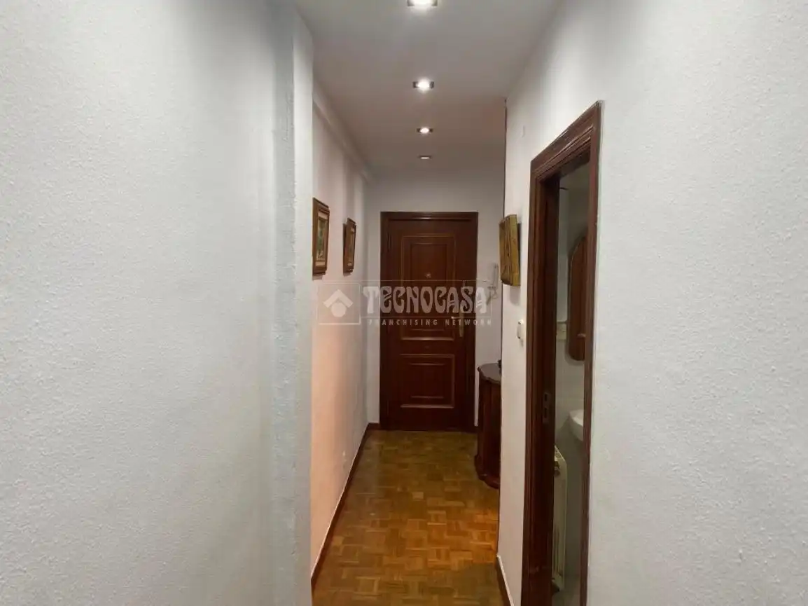 Piso en venta en Valladolid con Calefacción, Parquet y Terraza