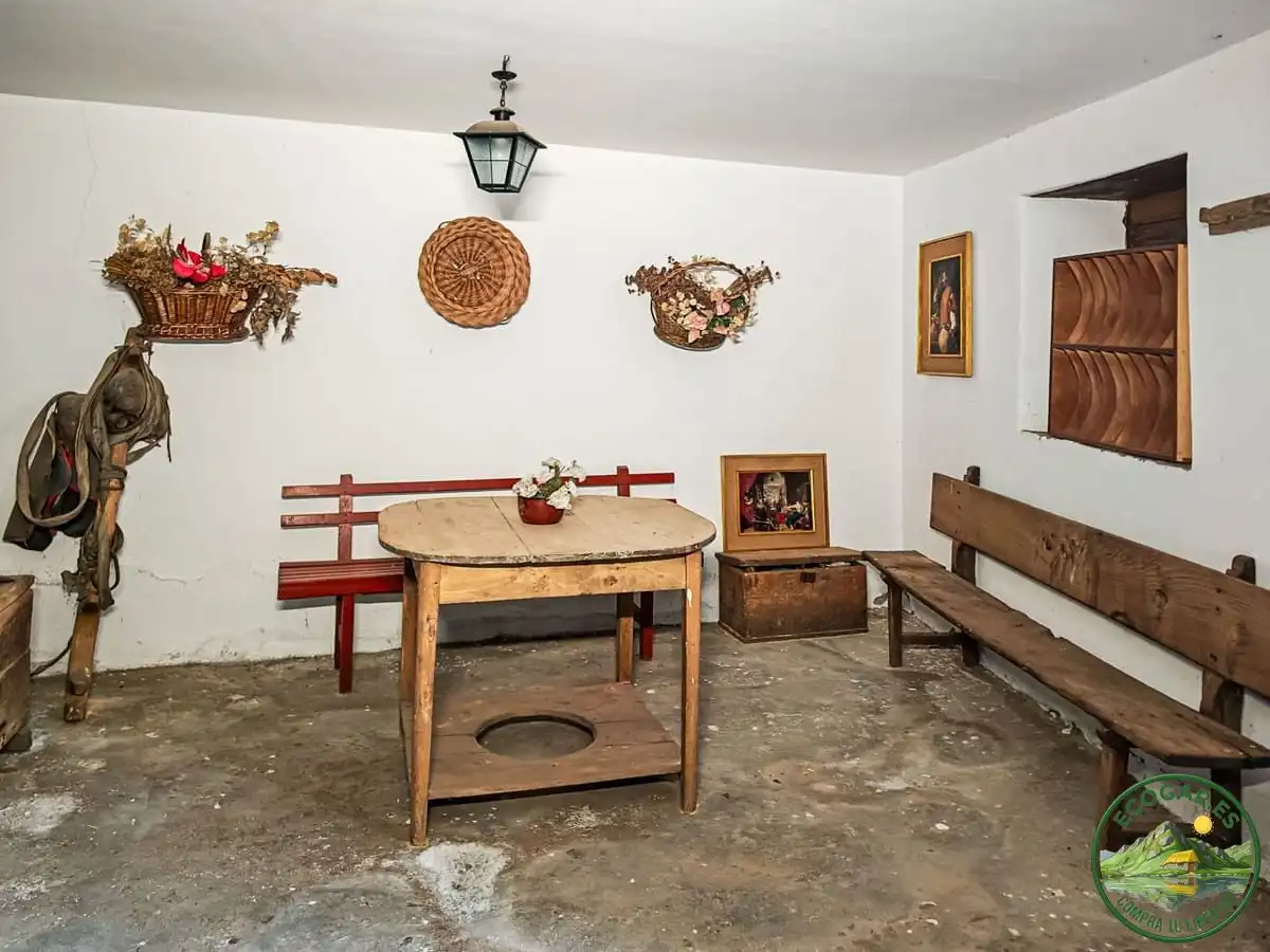 Casa o xalet en venda en Vega de Valcarce amb Calefacció, Jardí privat i Parquet