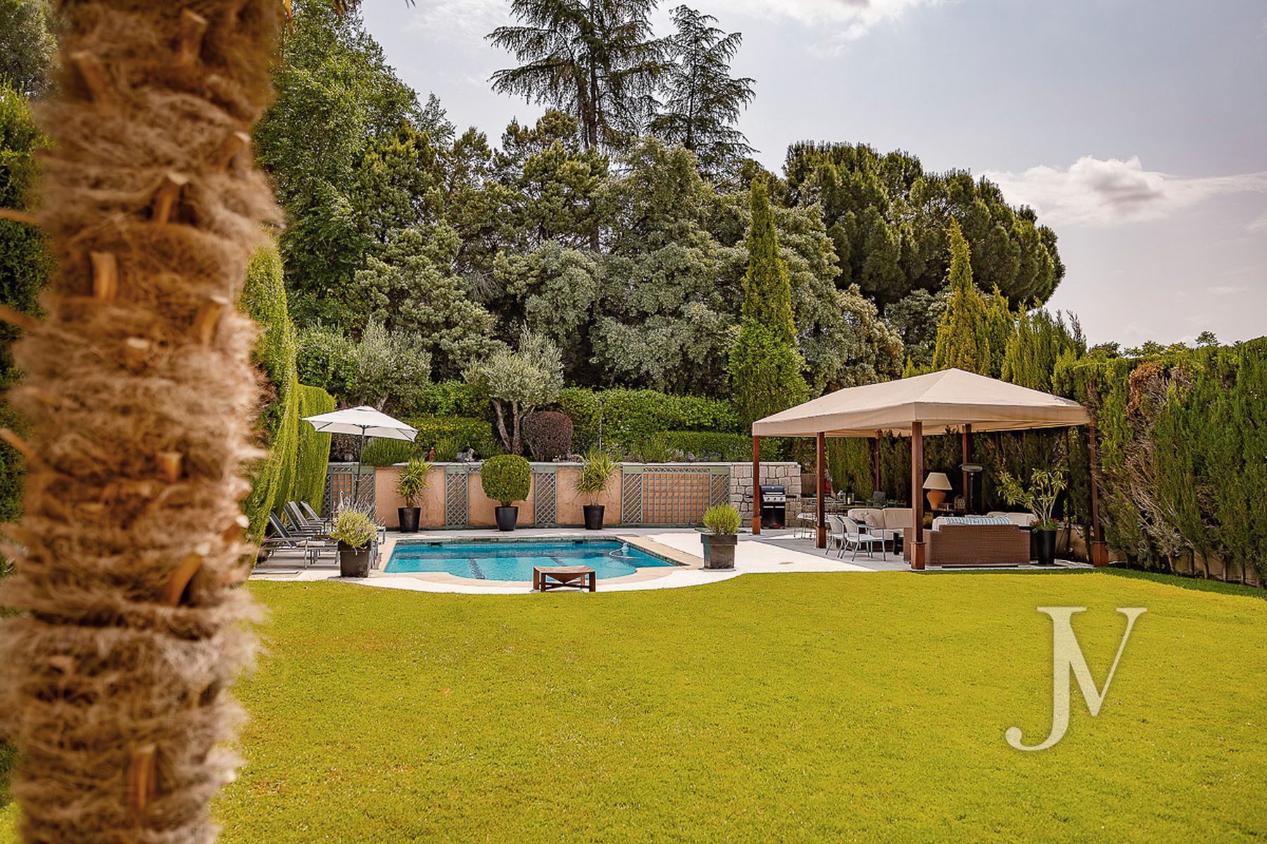 Garden of Single-family semi-detached for sale in  Madrid Capital  with Air Conditioner, Heating and Private garden