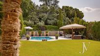 Garden of Single-family semi-detached for sale in  Madrid Capital  with Air Conditioner, Heating and Private garden