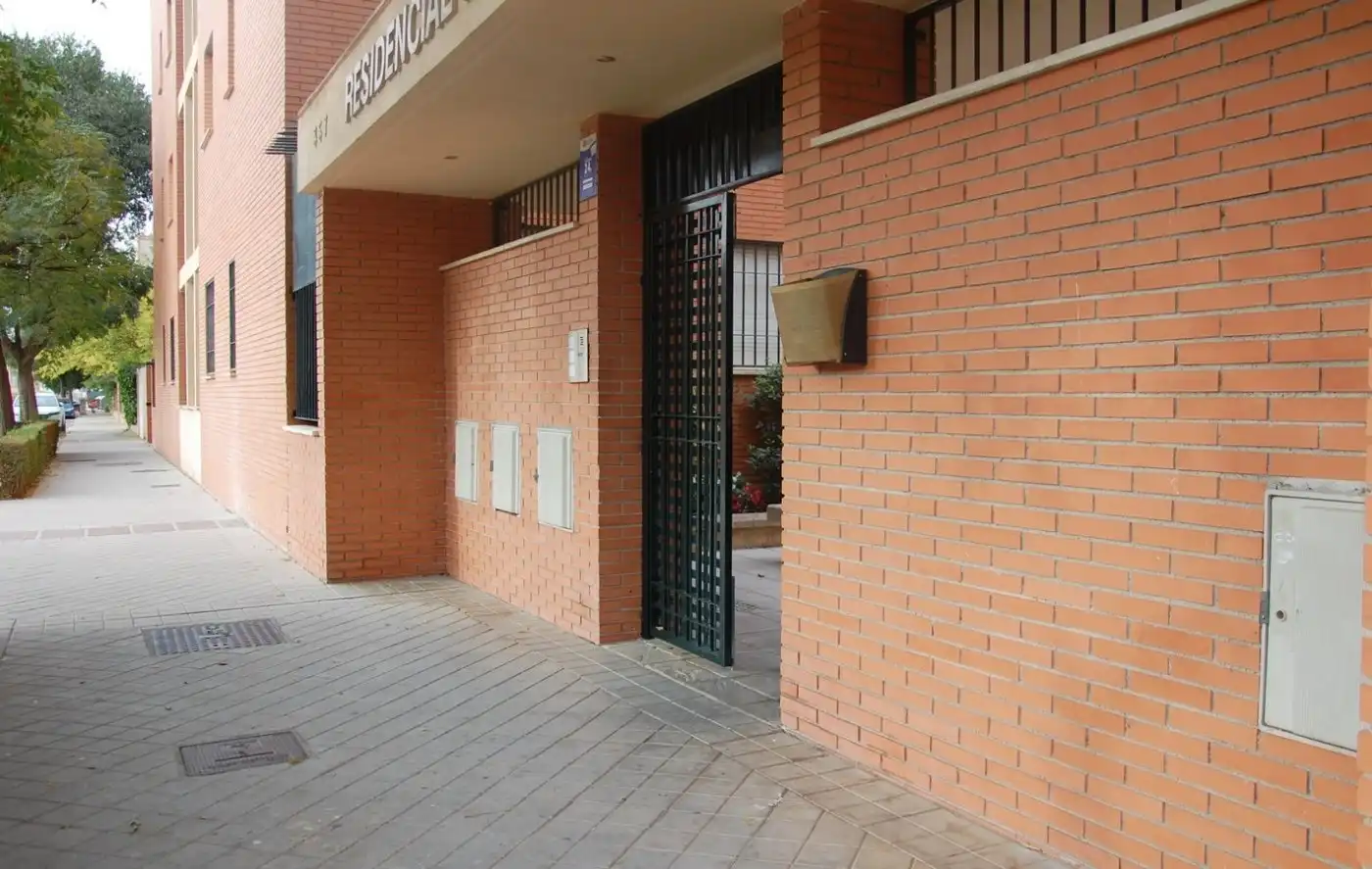 Flat for rent in Calle Matilde Cantós, Parque Nueva Granada