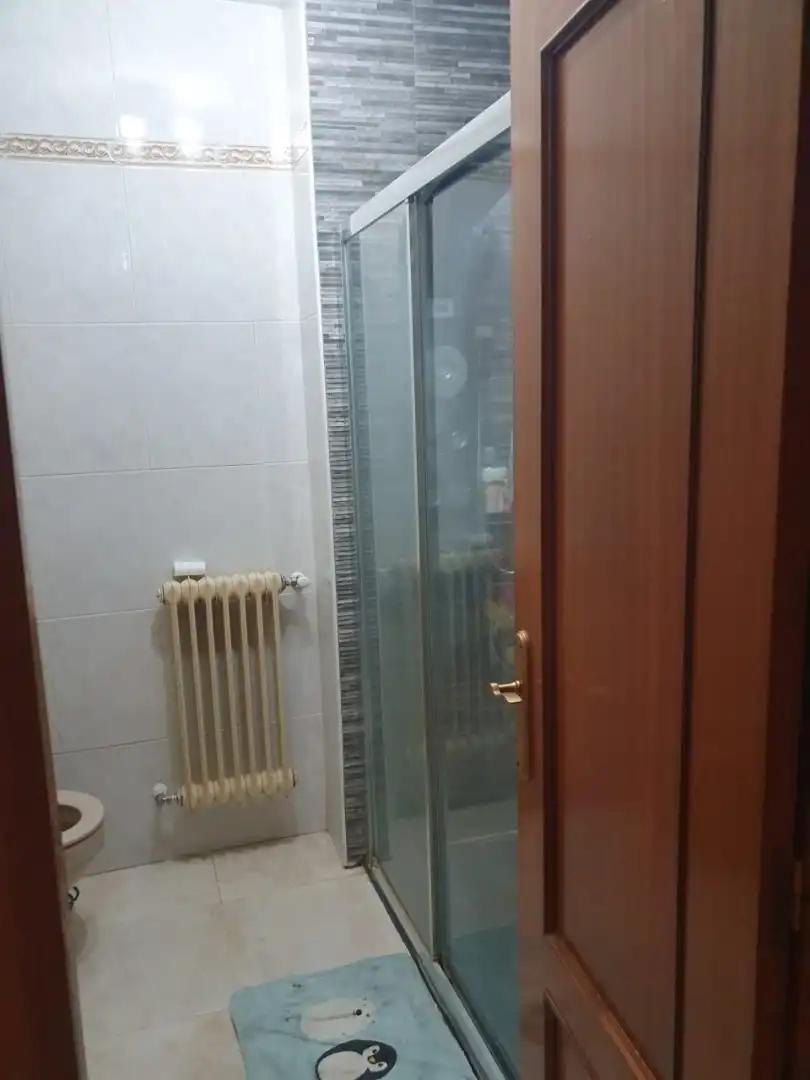 Bany de Pis en venda en Tordesillas amb Calefacció, Parquet i Terrassa