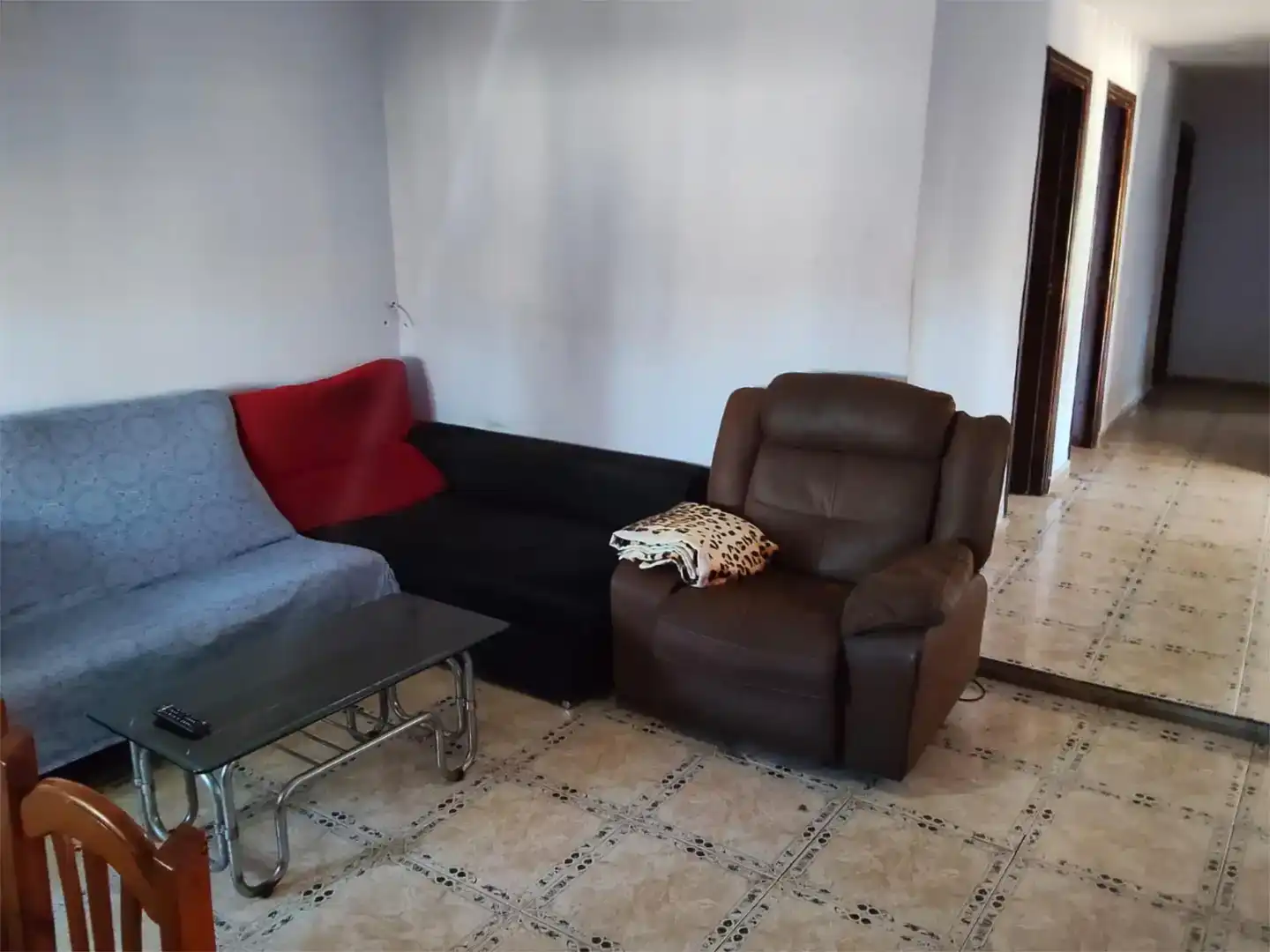 Sala d'estar de Casa o xalet en venda en Riba-roja de Túria amb Aire condicionat i Piscina